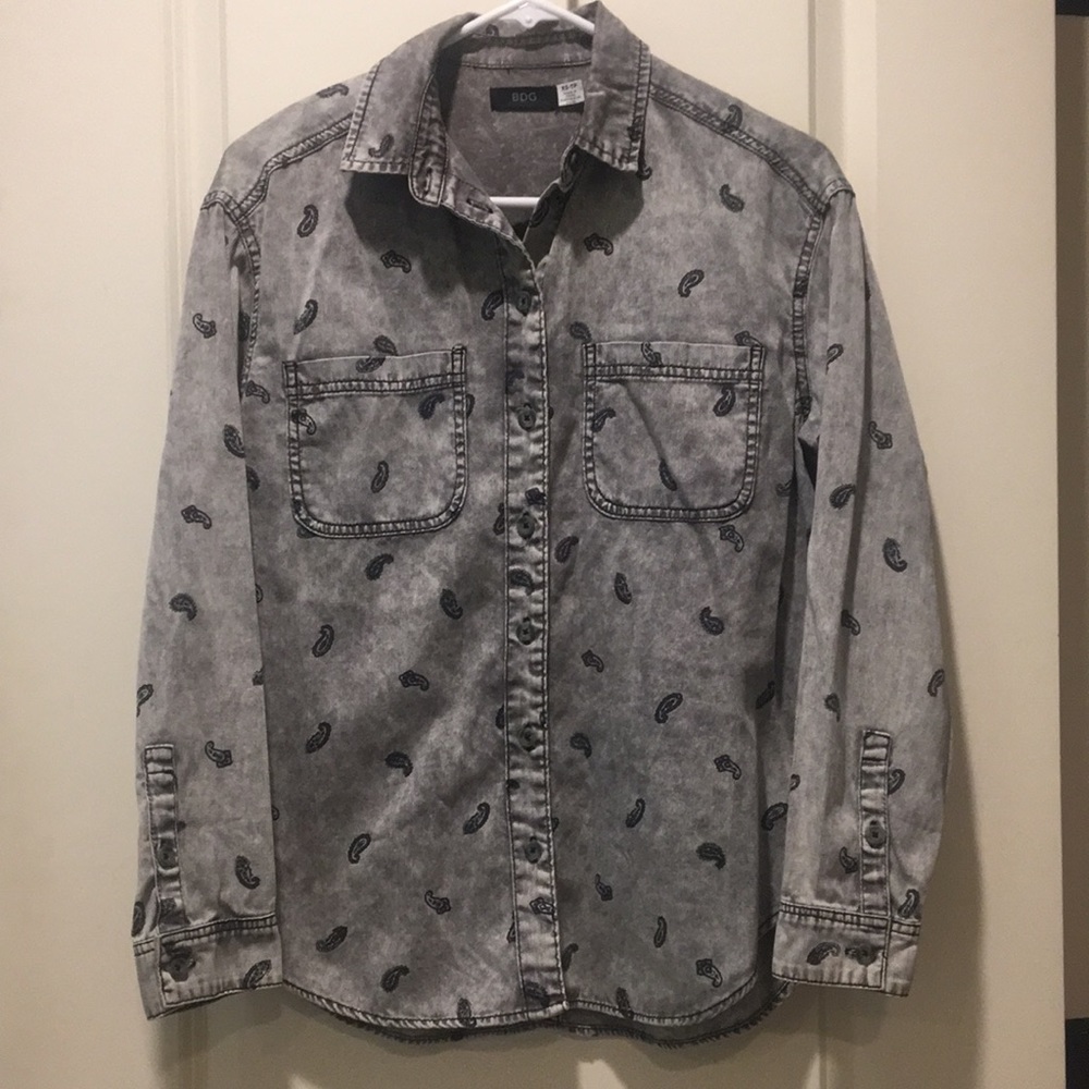 Urban Outfitters BDG womens Button Down  Chambray Paisley Western shirt size XS